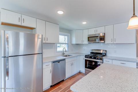 539 Windsor St, Forked River, NJ 08731 photo 7