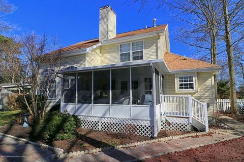 609 Conifer Dr, Forked River, NJ 08731 photo 4