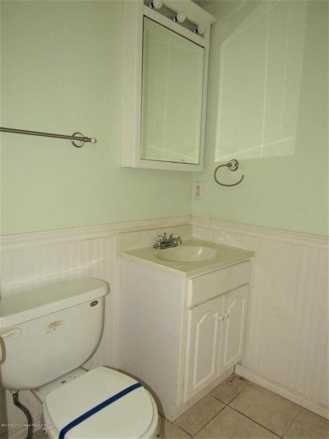 906 Beach Blvd, Forked River, NJ 08731 photo 4