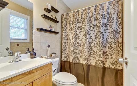 41 Willow St, Waretown, NJ 08758 photo 23