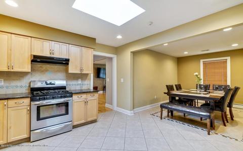 41 Willow St, Waretown, NJ 08758 photo 16