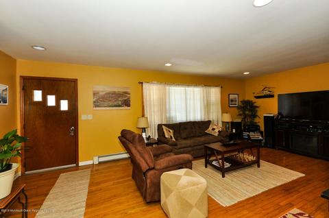 411 Alpine St, Forked River, NJ 08731 photo 5