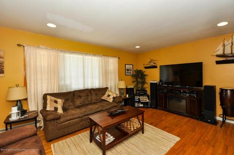411 Alpine St, Forked River, NJ 08731 photo 6