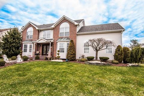 19 Mapleton Rd, Old Bridge, NJ 08857 photo 4