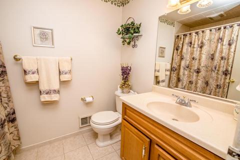 7 Mohawk Dr, Matawan, NJ 07747 photo 11