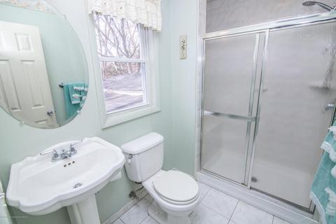 7 Mohawk Dr, Matawan, NJ 07747 photo 14