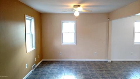 603 Devon St, Forked River, NJ 08731 photo 5