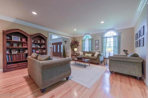 29 Ely Rd, Holmdel, NJ 07733 photo 14