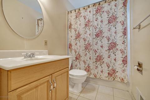 8 E Connecticut Concourse, Jackson, NJ 08527 photo 15