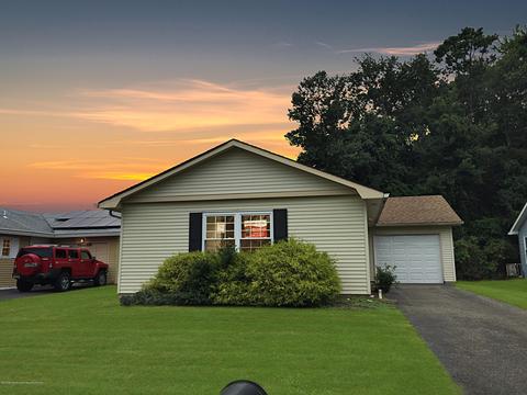 3 Brenner Ct, Brick, NJ 08724 photo 1
