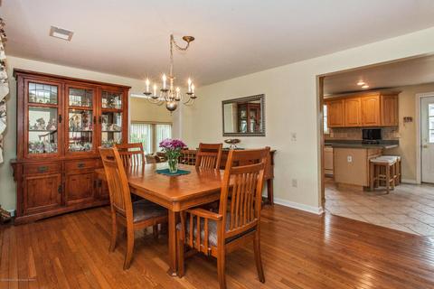 611 Cedarcrest Dr, Brielle, NJ 08730 photo 10