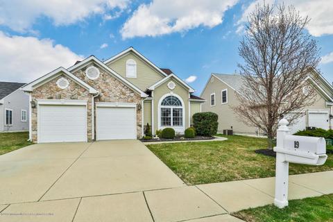 19 Pancoast Rd, Waretown, NJ 08758 photo 1