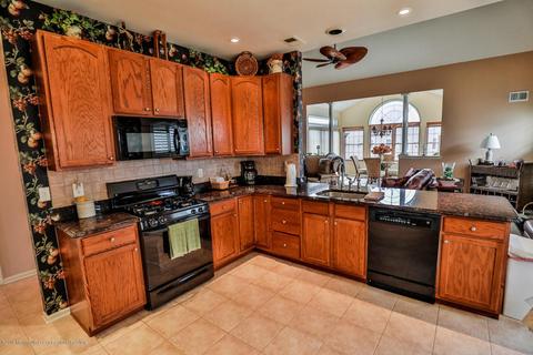 19 Pancoast Rd, Waretown, NJ 08758 photo 9