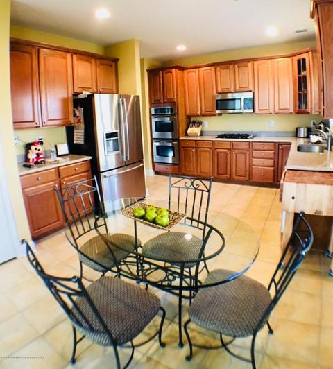 21 Avalon Way, Waretown, NJ 08758 photo 2