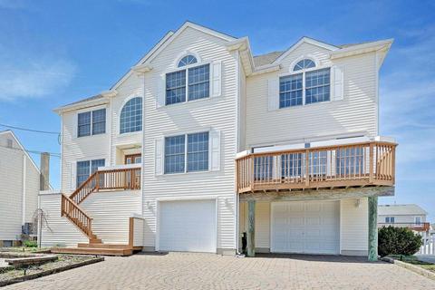 1122 Capstan Dr, Forked River, NJ 08731 photo 1