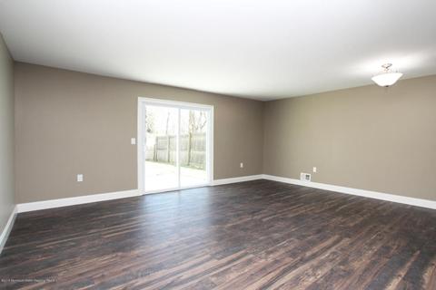 9 Bramble Ln, Matawan, NJ 07747 photo 15