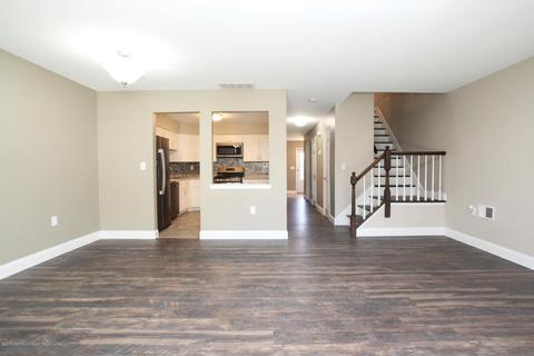 9 Bramble Ln, Matawan, NJ 07747 photo 17