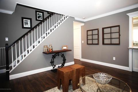 29 Ingram Cir, Matawan, NJ 07747 photo 7