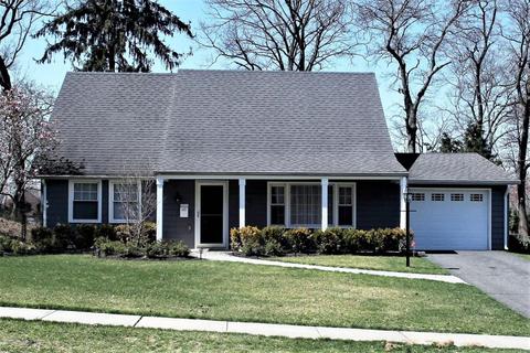 29 Ingram Cir, Matawan, NJ 07747 photo 2