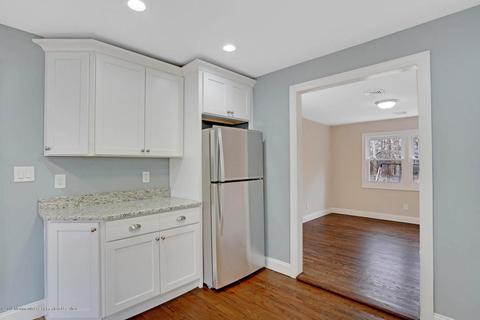 565 Cranmore Dr, Brick, NJ 08723 photo 6