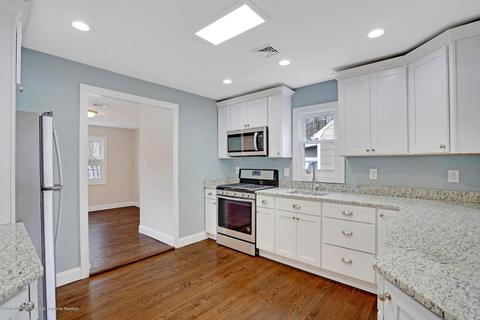 565 Cranmore Dr, Brick, NJ 08723 photo 2