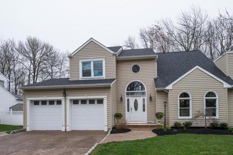 17 Walnut Ct, Matawan, NJ 07747 photo 1