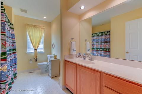 9 Jared Ct, Howell, NJ 07731 photo 18
