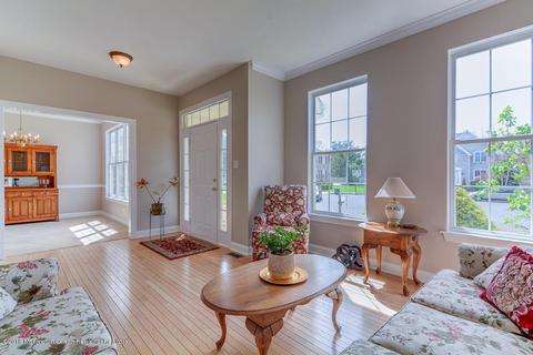 9 Jared Ct, Howell, NJ 07731 photo 3