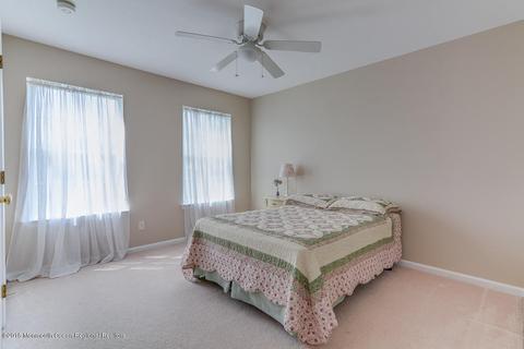 9 Jared Ct, Howell, NJ 07731 photo 17
