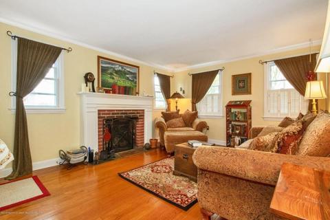 178 Walnut Dr, Brick, NJ 08724 photo 6