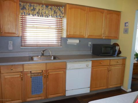 69 Markham Rd, Brick, NJ 08724 photo 5