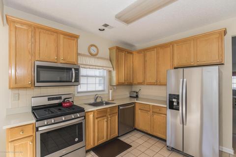 7 Devin Ln, Brick, NJ 08723 photo 8