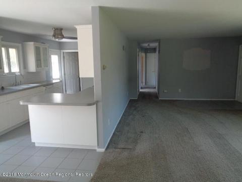 560 Diamond Rd, Jackson, NJ 08527 photo 6