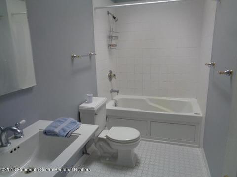 560 Diamond Rd, Jackson, NJ 08527 photo 9