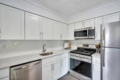 205 Violet Ln, Jackson, NJ 08527 photo 8