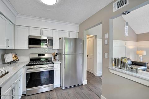 205 Violet Ln, Jackson, NJ 08527 photo 7