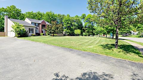 8 Arrowhead Cir, Jackson, NJ 08527 photo 2