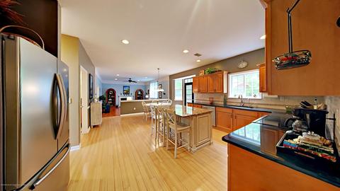 8 Arrowhead Cir, Jackson, NJ 08527 photo 9