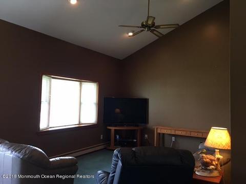 48 Lighthouse Dr, Waretown, NJ 08758 photo 10