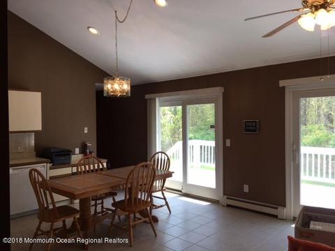 48 Lighthouse Dr, Waretown, NJ 08758 photo 2