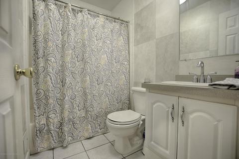 561 Oaktree Ln, Jackson, NJ 08527 photo 11