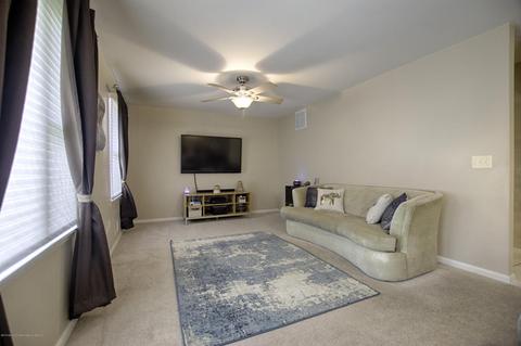 561 Oaktree Ln, Jackson, NJ 08527 photo 6