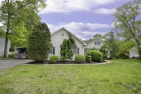 561 Oaktree Ln, Jackson, NJ 08527 photo 22