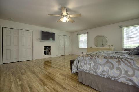 561 Oaktree Ln, Jackson, NJ 08527 photo 10