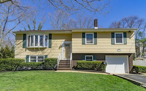 35 Tanglewood Rd, Brick, NJ 08724 photo 1