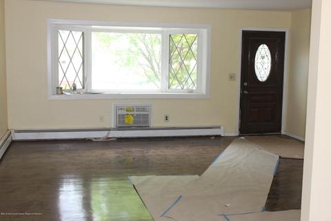 444 Bartlett St, Roselle, NJ 07203 photo 2