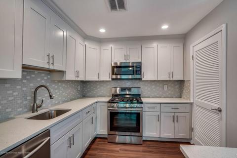 4 Townsend Dr, Matawan, NJ 07747 photo 16