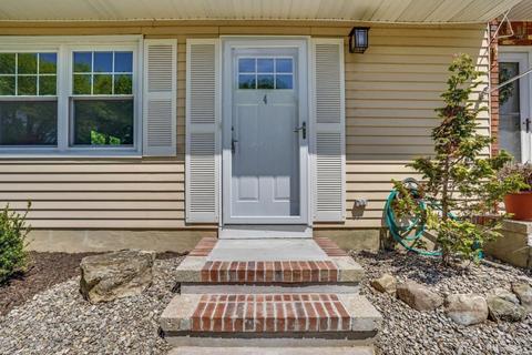 4 Townsend Dr, Matawan, NJ 07747 photo 7