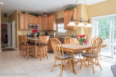 6 Cherise Ct, Jackson, NJ 08527 photo 8