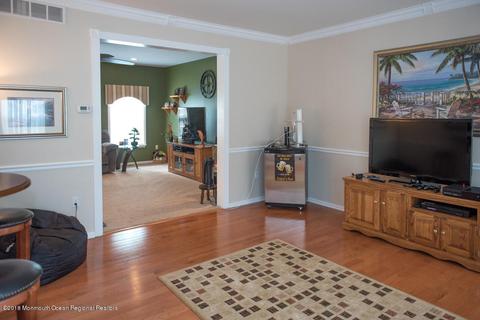 6 Cherise Ct, Jackson, NJ 08527 photo 4
